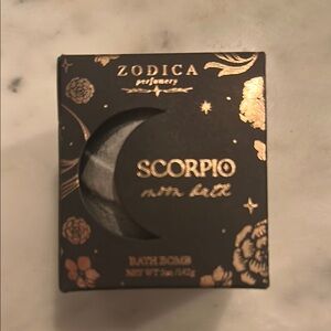 Scorpio bath bomb